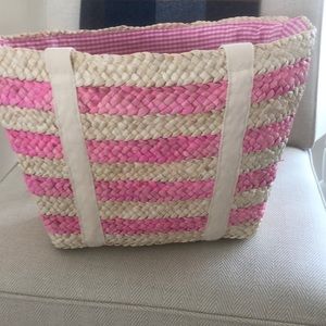 NWT vineyard vine bag
